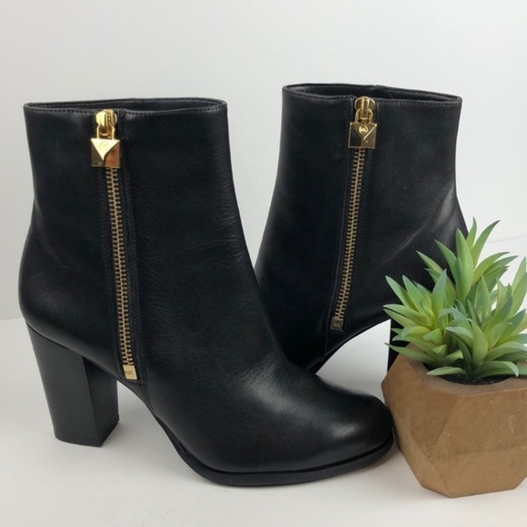 Michael Kors Frenchie Ankle Boots Minimalist 7 - Picture 1 of 15